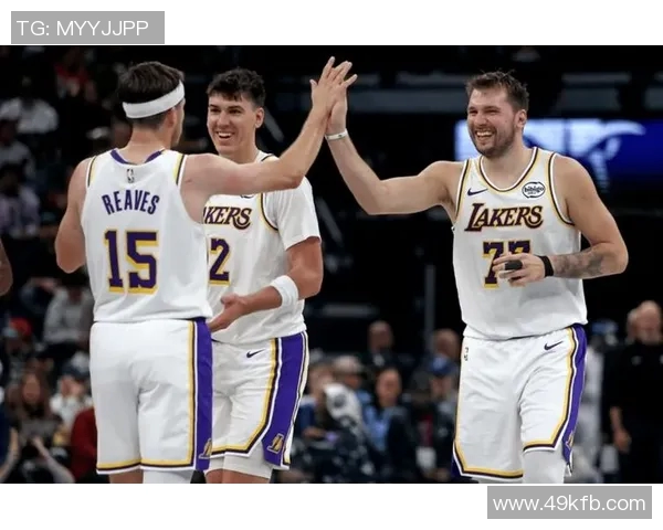 湖人队东契奇30分准三双,里夫斯关键7分,艾顿22+15统治内线力克鹈鹕 湖人队东契奇30分准三双,里夫斯关键7分,艾顿22+15统治内线力克鹈鹕